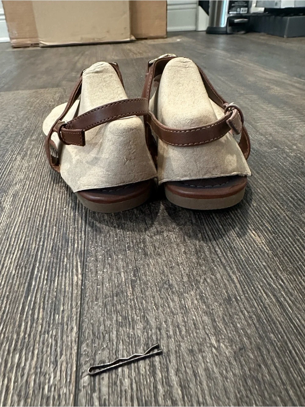 G by Guess Lilo sandals